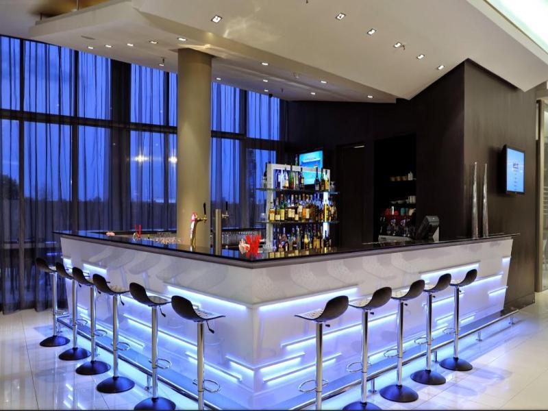 Park Inn Sandton Йоханесбург Екстериор снимка