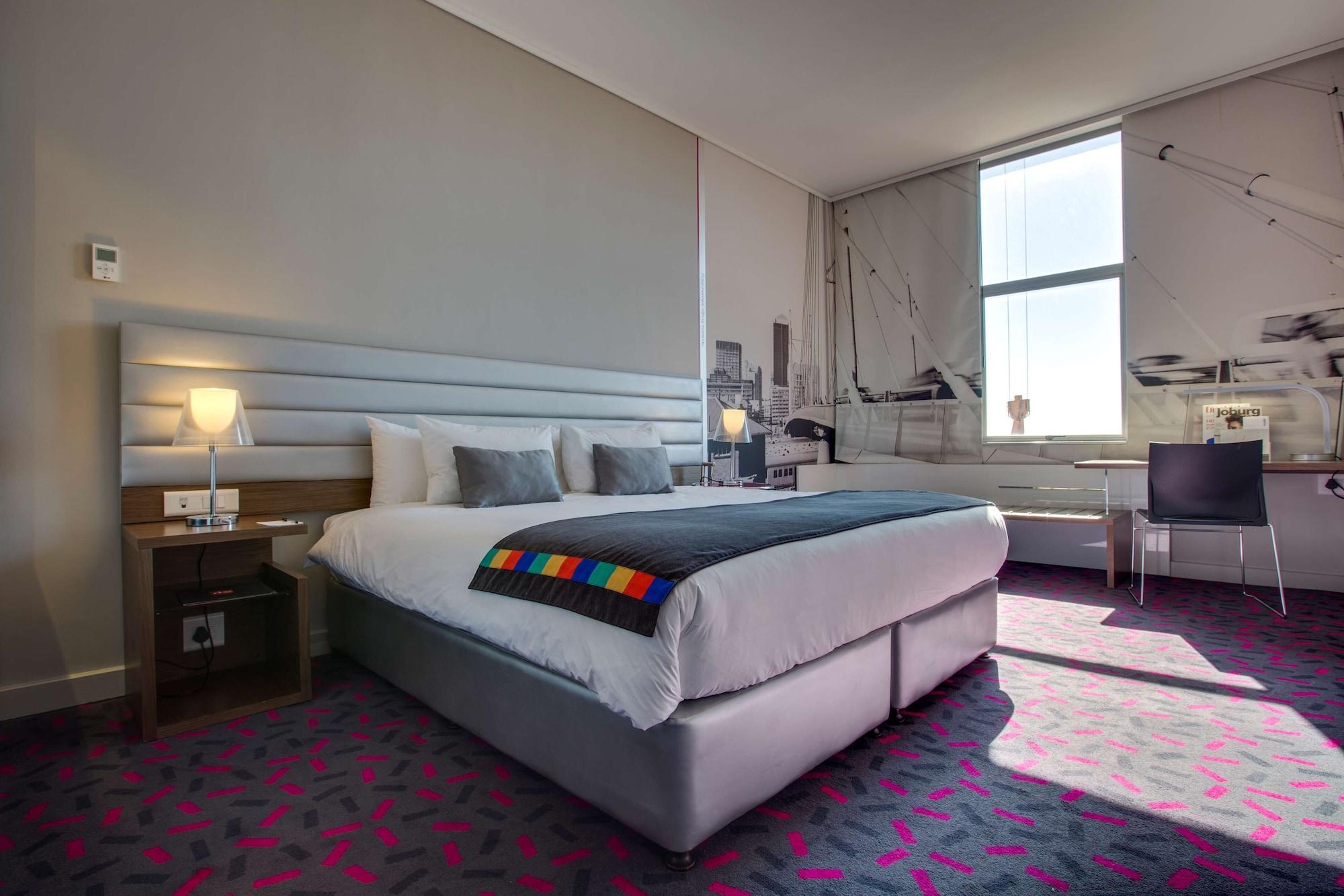 Park Inn Sandton Йоханесбург Екстериор снимка