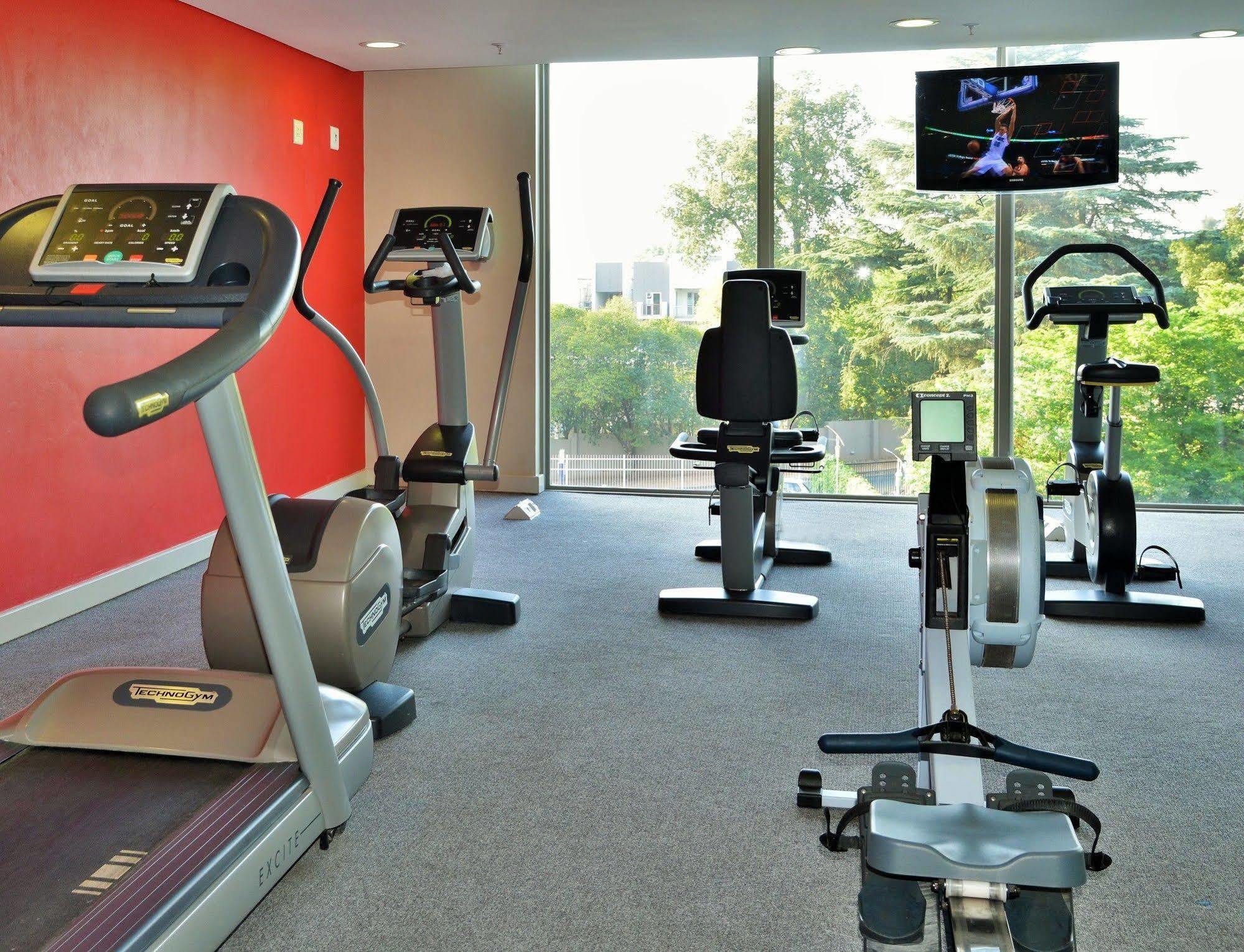 Park Inn Sandton Йоханесбург Екстериор снимка