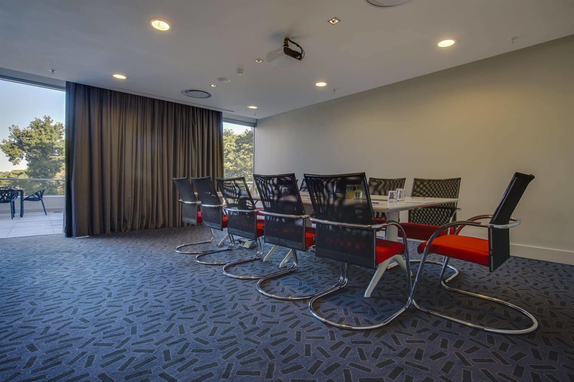 Park Inn Sandton Йоханесбург Екстериор снимка