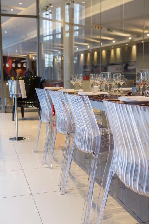 Park Inn Sandton Йоханесбург Екстериор снимка