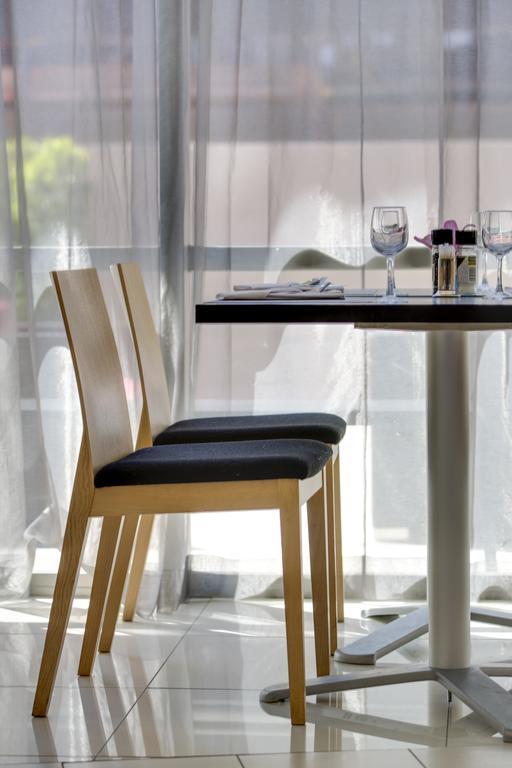 Park Inn Sandton Йоханесбург Екстериор снимка