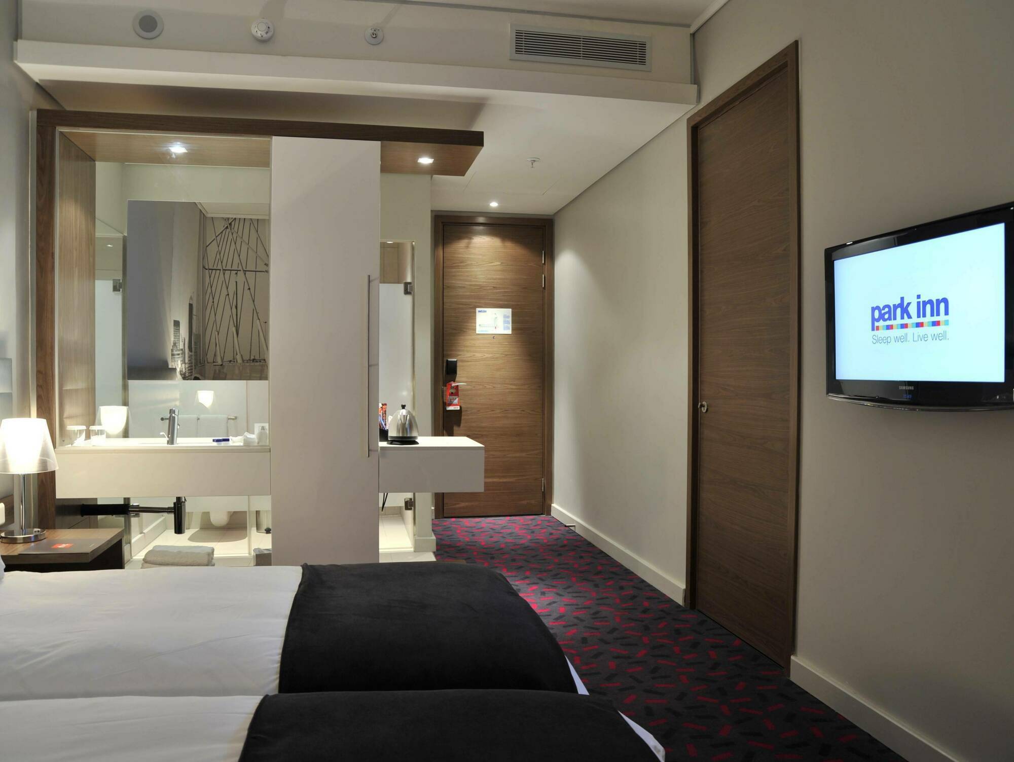 Park Inn Sandton Йоханесбург Екстериор снимка