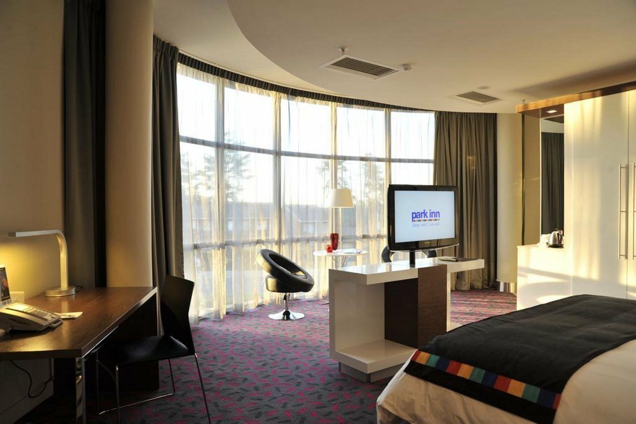 Park Inn Sandton Йоханесбург Екстериор снимка