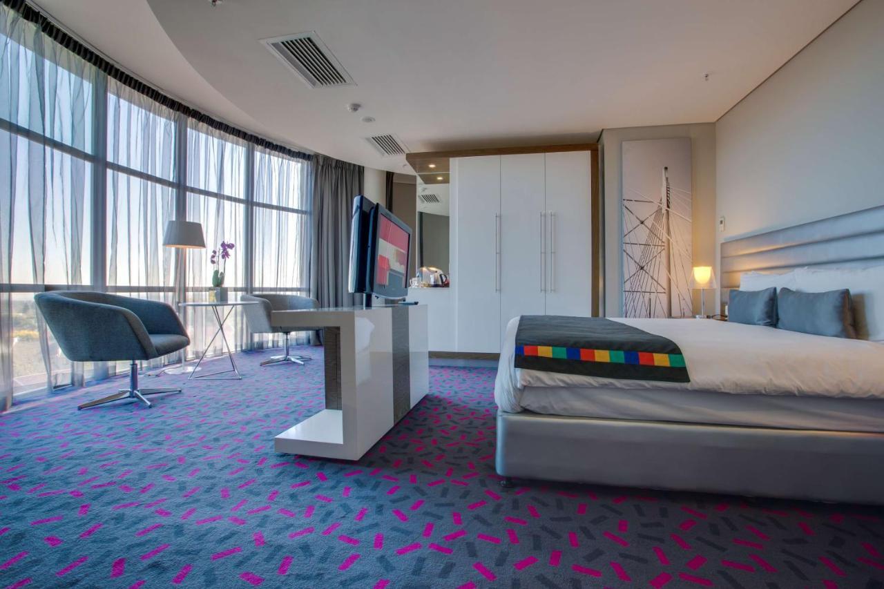 Park Inn Sandton Йоханесбург Екстериор снимка